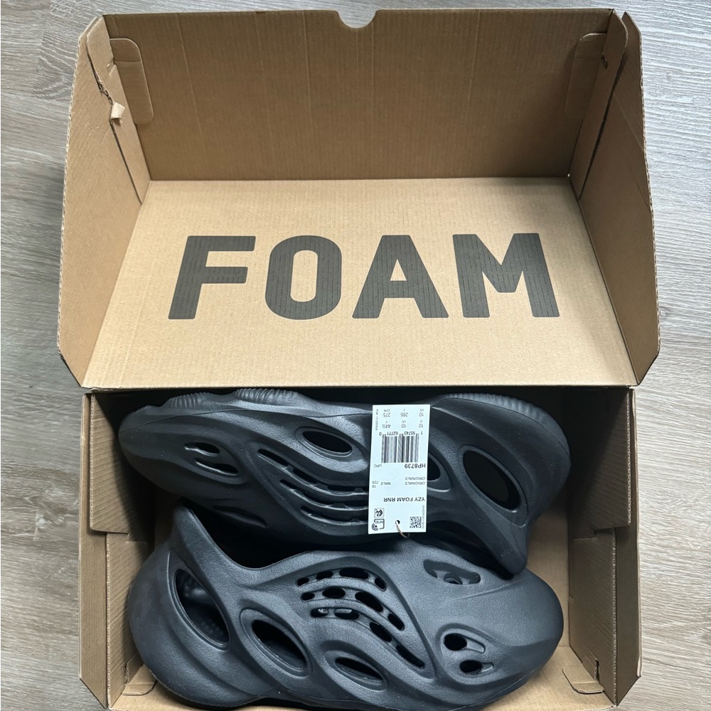 Adidas Yeezy Foam RNR Onyx